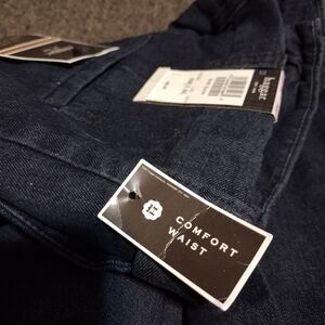 Haggar Men's Relaxed Jeans - Deep Blue           Size 32W X 30L